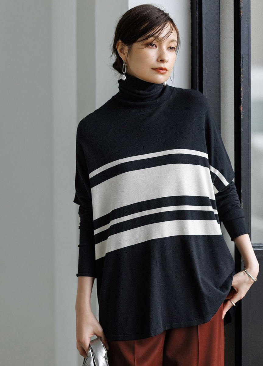 定番寬版高領針織上衣